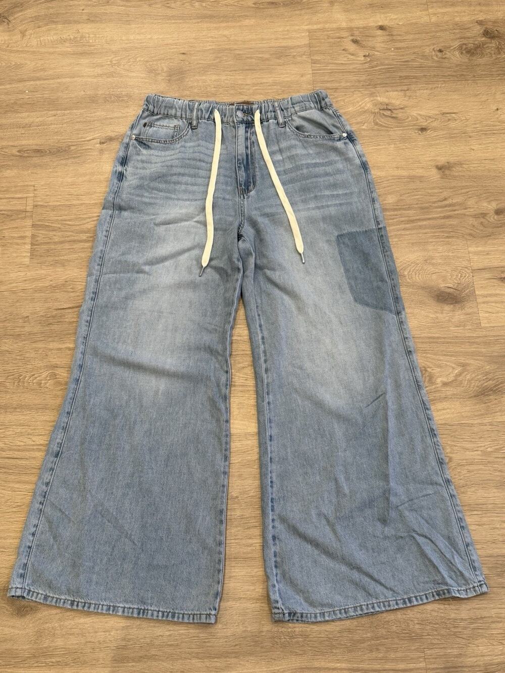 Judy Blue High Waist Palazzo Featherweight Light Wash Jeans with Drawcord 11/30